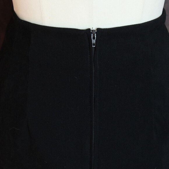 Vintage 1980s 1990s Pencil Skirt, Briggs Black Faux Suede, Size 10 - Picture 7 of 10